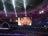 With this photomontage, your photo will appear on a giant screen