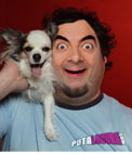 In this photomontage, put the face you want to geek Torbe with her dog santa Ramona