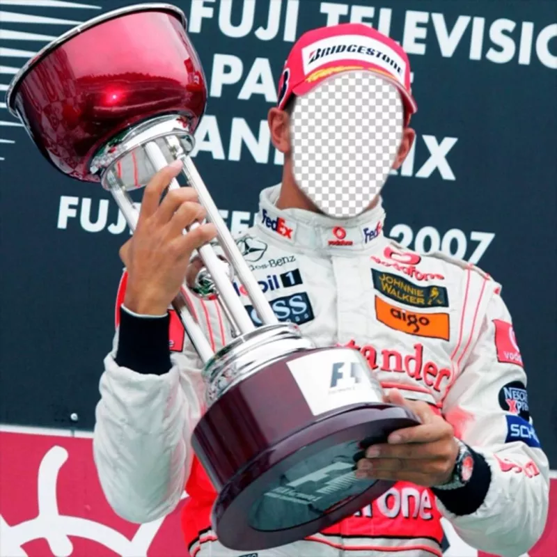 Photomontage to put a face on the F1 champion Lewis Hamilton ..
