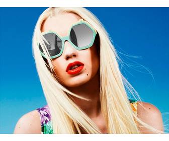 photo frame with iggy azalea to put an image reflected in his glasses