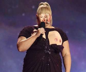 Photomontage of singer Rebel Wilson at the MTV
