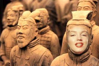 Terracotta warrior Photomontage in which you can put your photo.