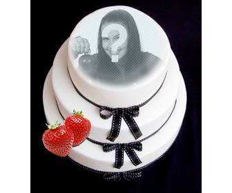 photomontage to put ur face on fondant cake with strawberry